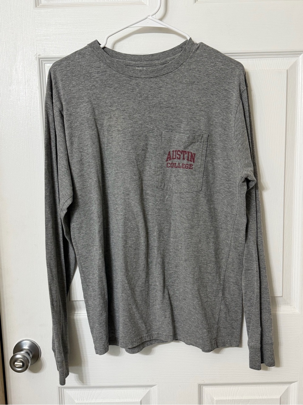Austin College Men's Long Sleeve Pocket Tee - Gray